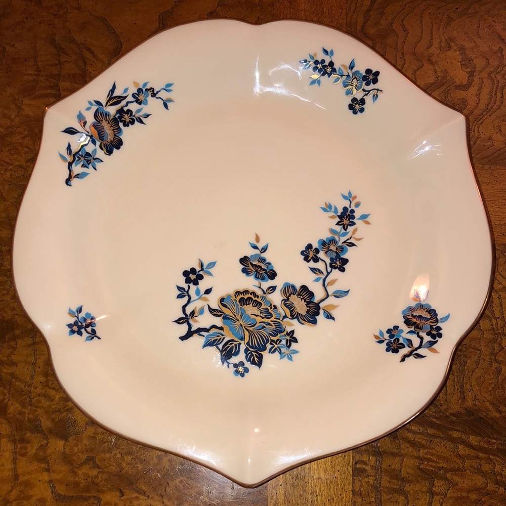 Lenox China Pagoda Server, w/ 24k gold trim